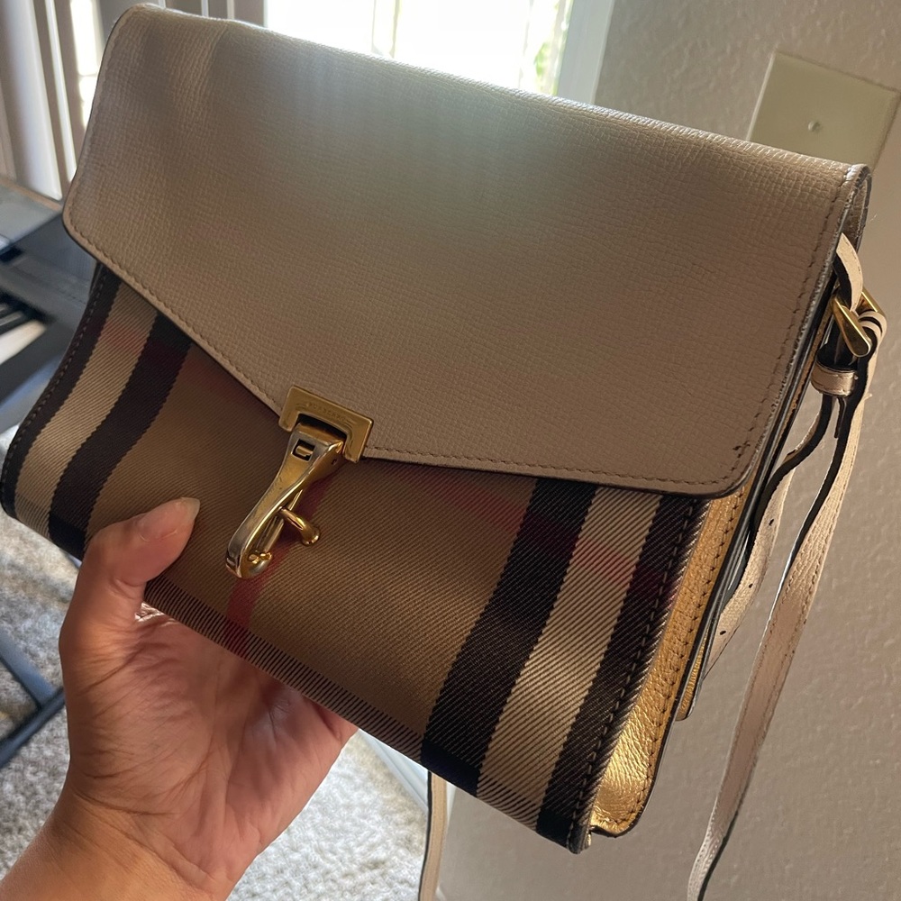 Burberry Purse